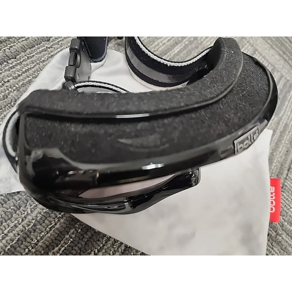 BOLLE GOGGLES Black Frames Mirrored Red Lenses‎ Ski/Board Adjustable Strap
